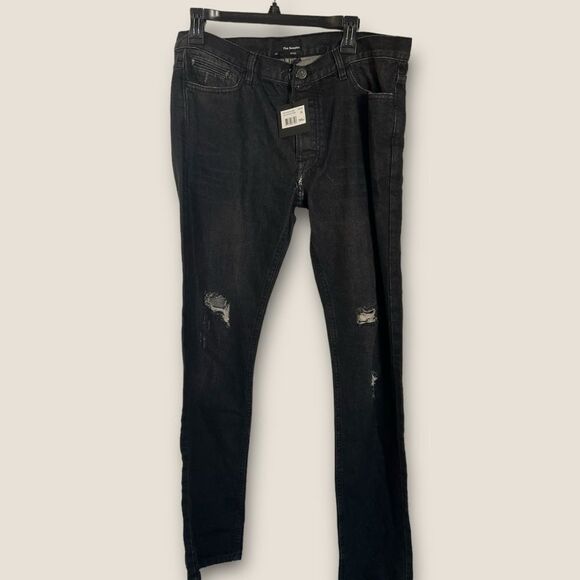 Black distressed pants size 32 by the KOOPLES, Ret. $195 - Picture 2 of 7